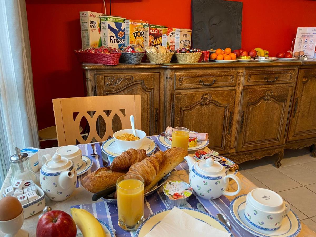 Contact Hotel - Motel Les Bleuets & Spa La Rivière-Saint-Sauveur Eksteriør billede